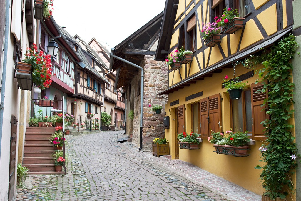eguisheim elzas vogezen hdr france frankrijk vosges Egisheim kapel van Saint-Leon-IX Notre-Dame de Pitie